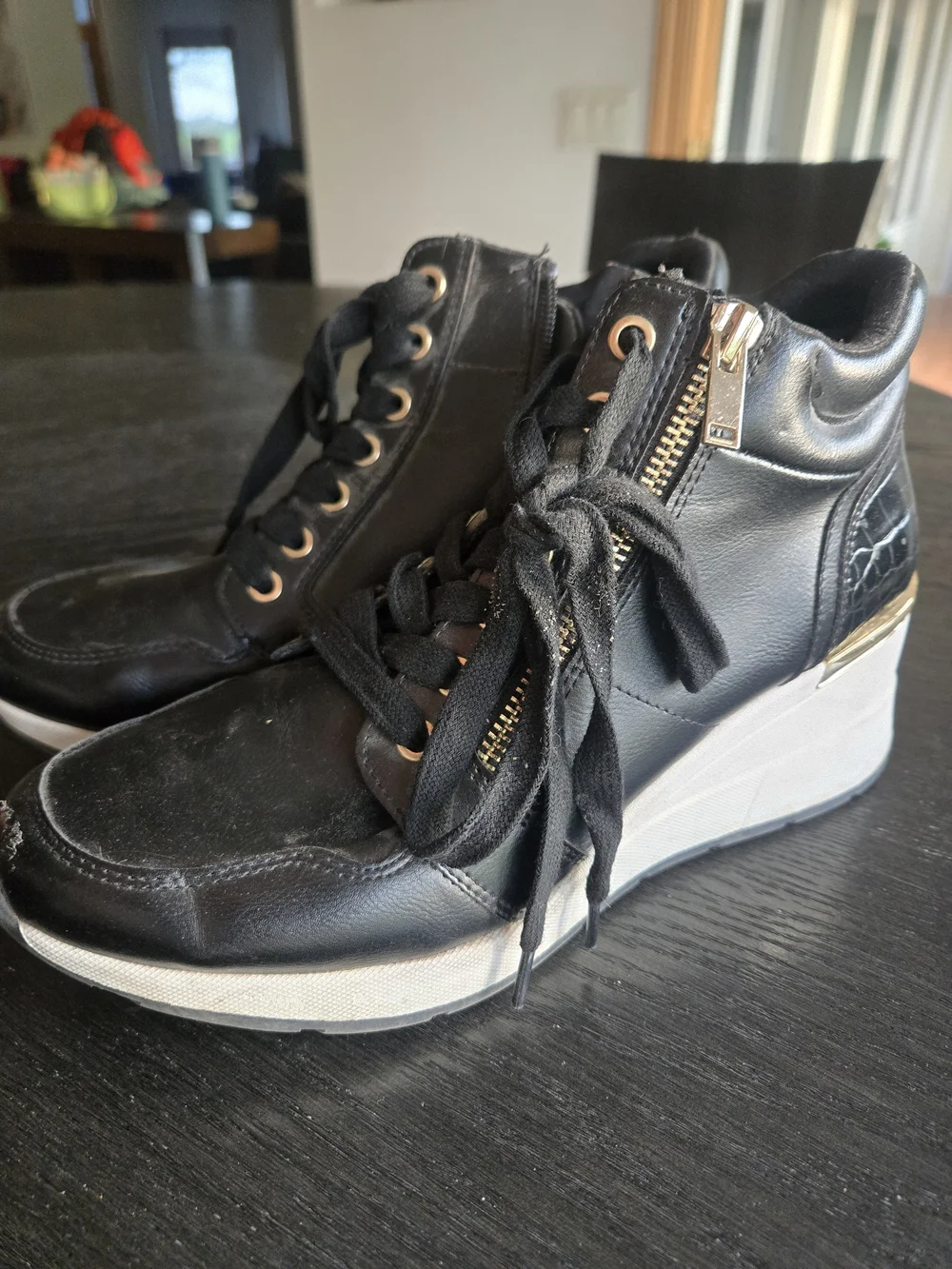 Aldo Size 9 Wedge Sneaker - Black with Gold Accents